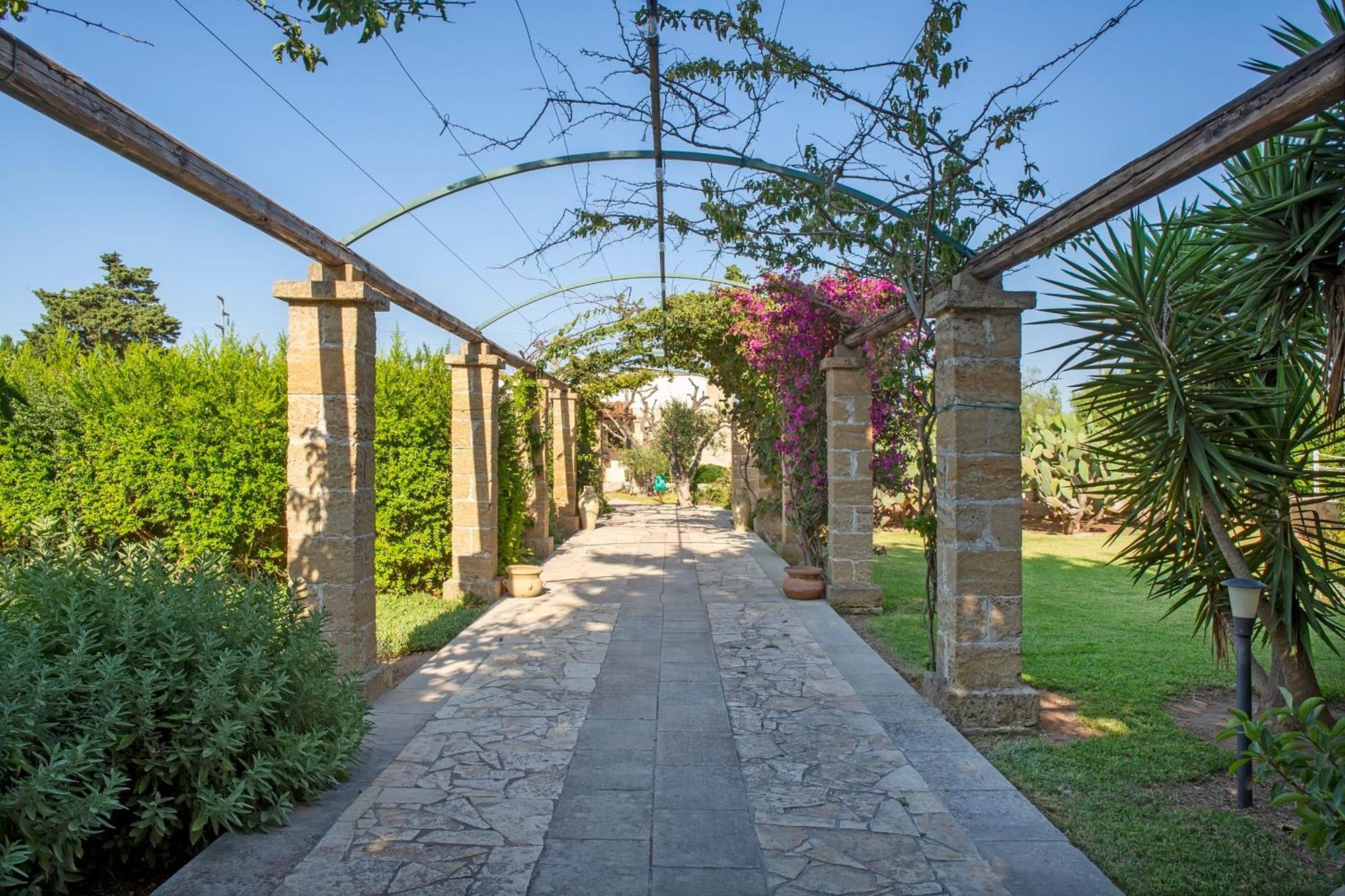 Masseria L'Uliveto Agri Resort أوترانتو المظهر الخارجي الصورة